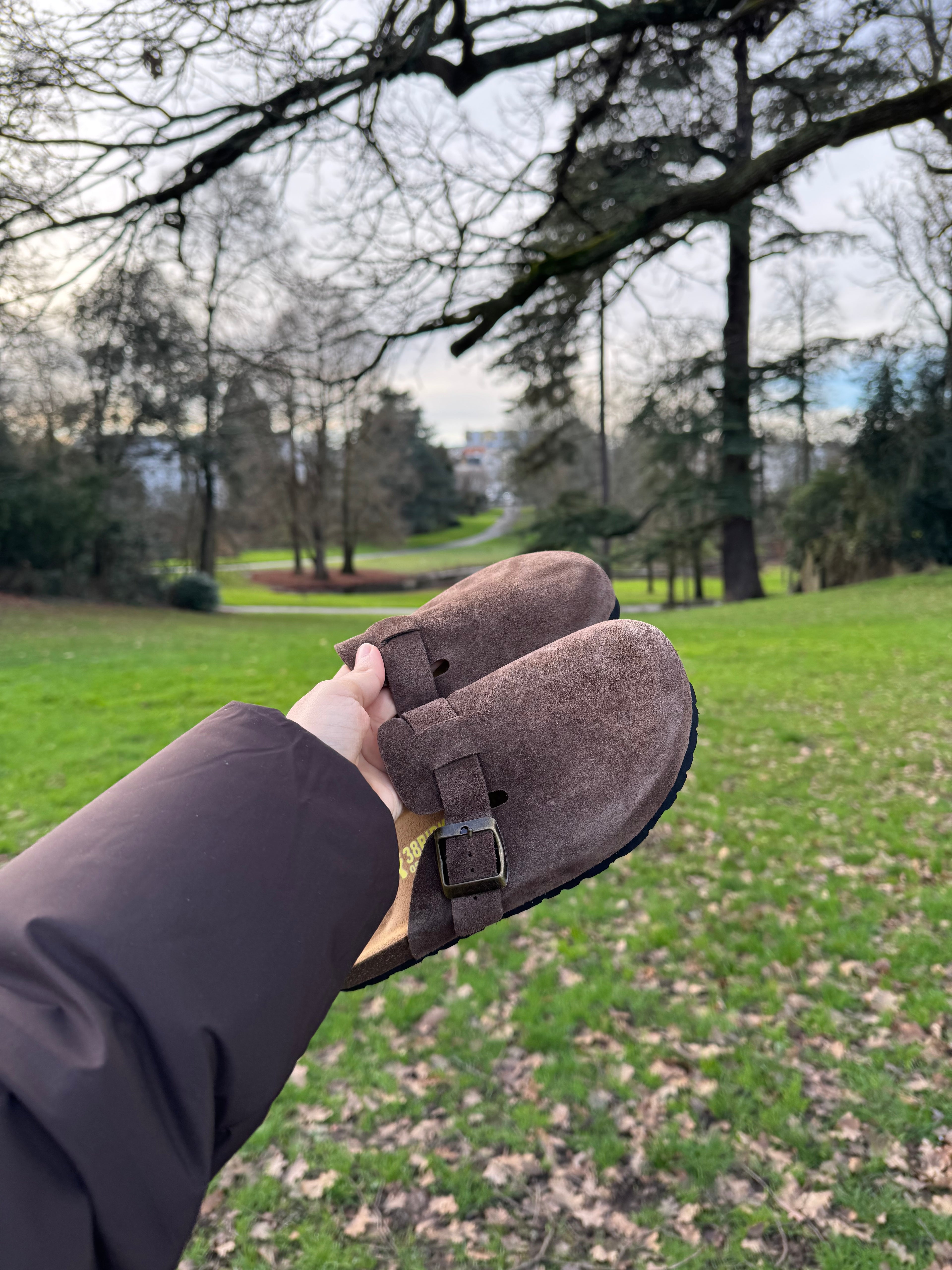 Oristep sabot marron en cuir daim